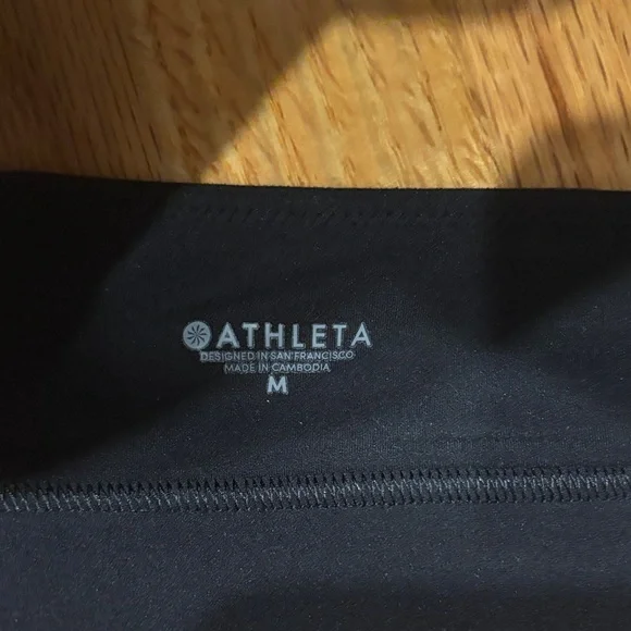 Athleta adjustable racer back sports bra Medium - Picture 2 of 5